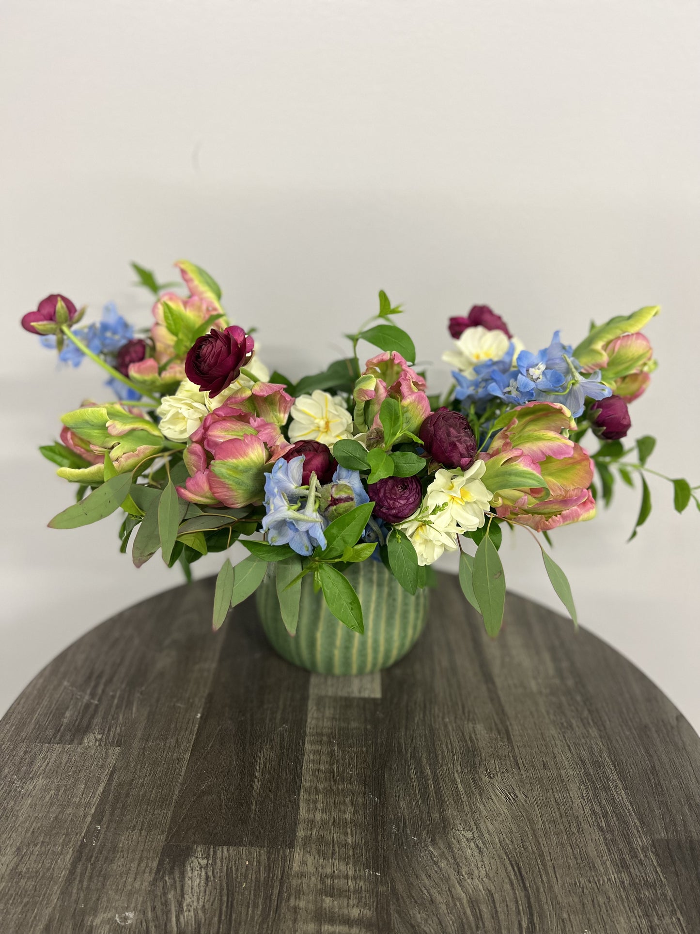 Seasonal Flowers for Delivery - Deluxe